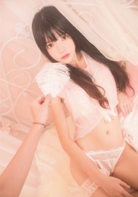 欧美bl真人h_BD英语视频大全